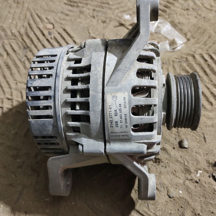 Продам Генератор Камаз