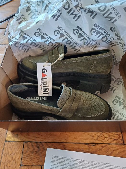 Дамски обувки от велур