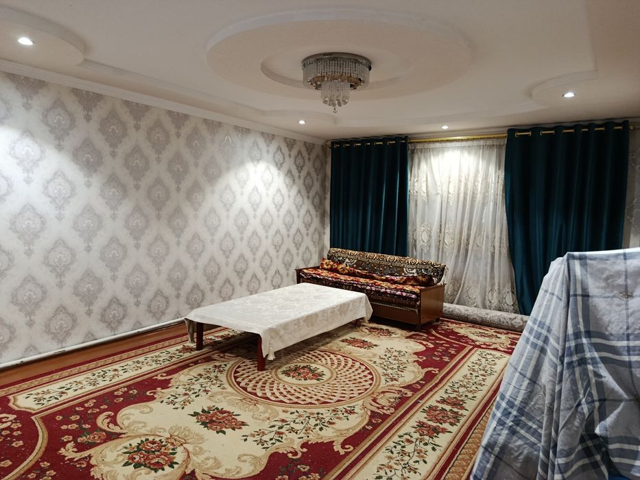 Кук теракда уй сотилади