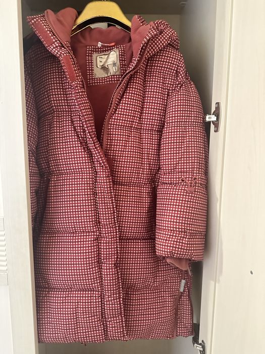 Продам пуховик на 9 лет