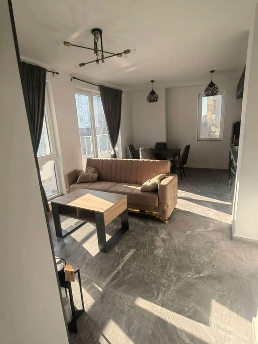 Двустаен, под наем, ж.к Надежда 4