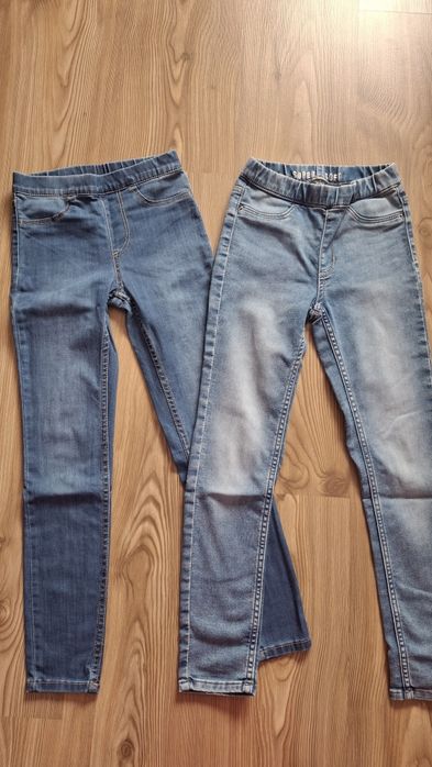 Pantaloni mărimea 128