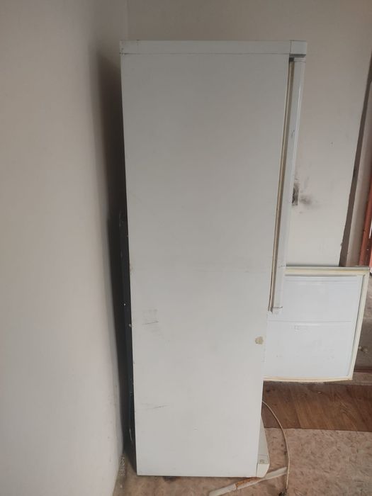 Холодильник INDESIT