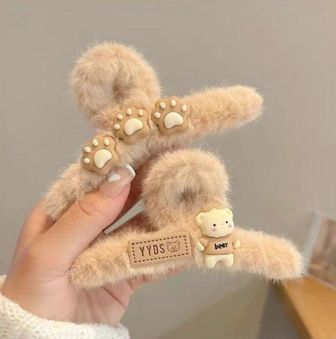 Заколки для волос