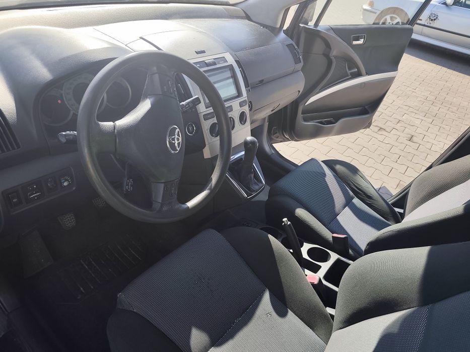 Toyota Corolla Verso 1.8i