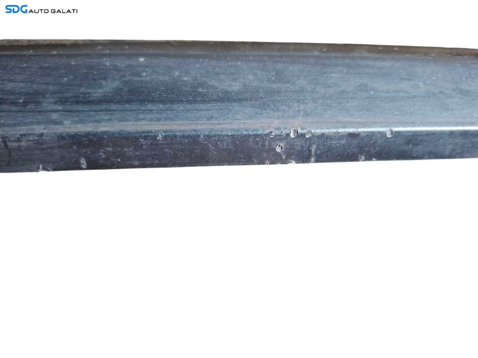 Bandou Ornament Plastic de pe Usa Portiera Stanga Fata Volkswagen Passat B6 2005 - 2010 Cod 3C0854949C [L6410]