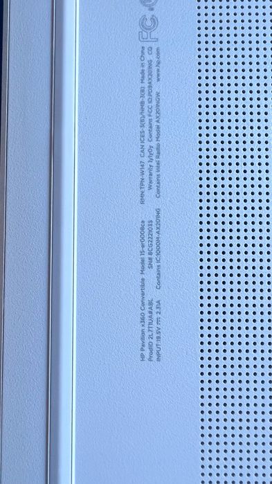 HP Pavilion x360 15" 2 в 1 - Чисто Нов/ Неизползван