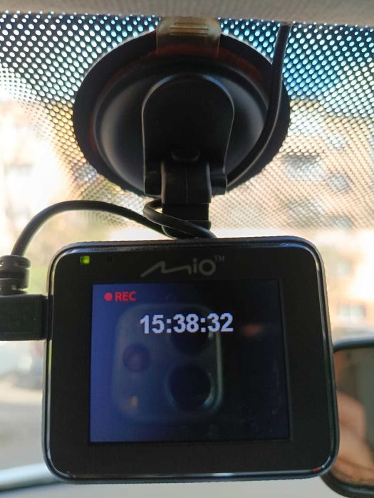 camera dvr Mio MiVue C320 cu card 32Gb