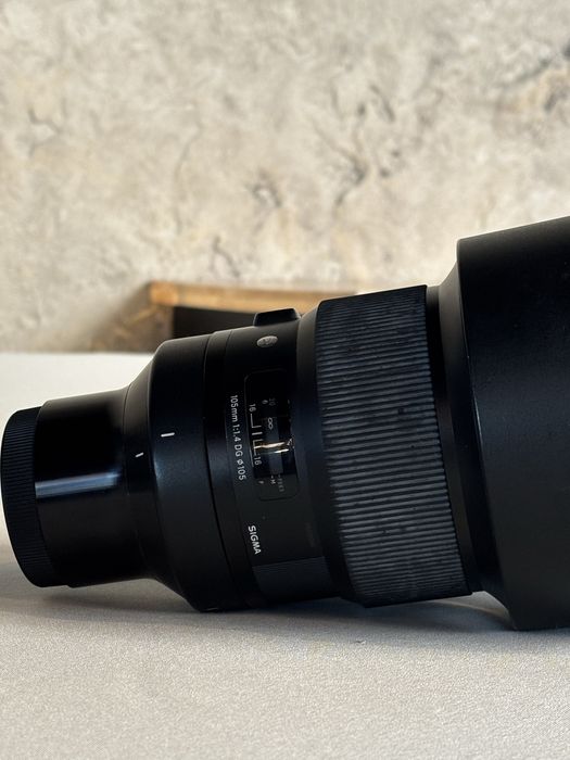 Vând obiectiv Sigma 105mm F1.4 - Sony FE în stare excelentă.