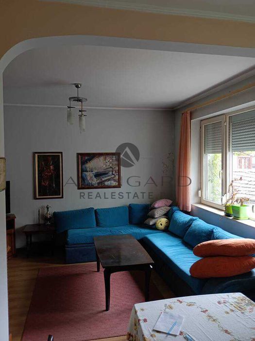 оф.23360 Многостаен обзаведен/ Супер център