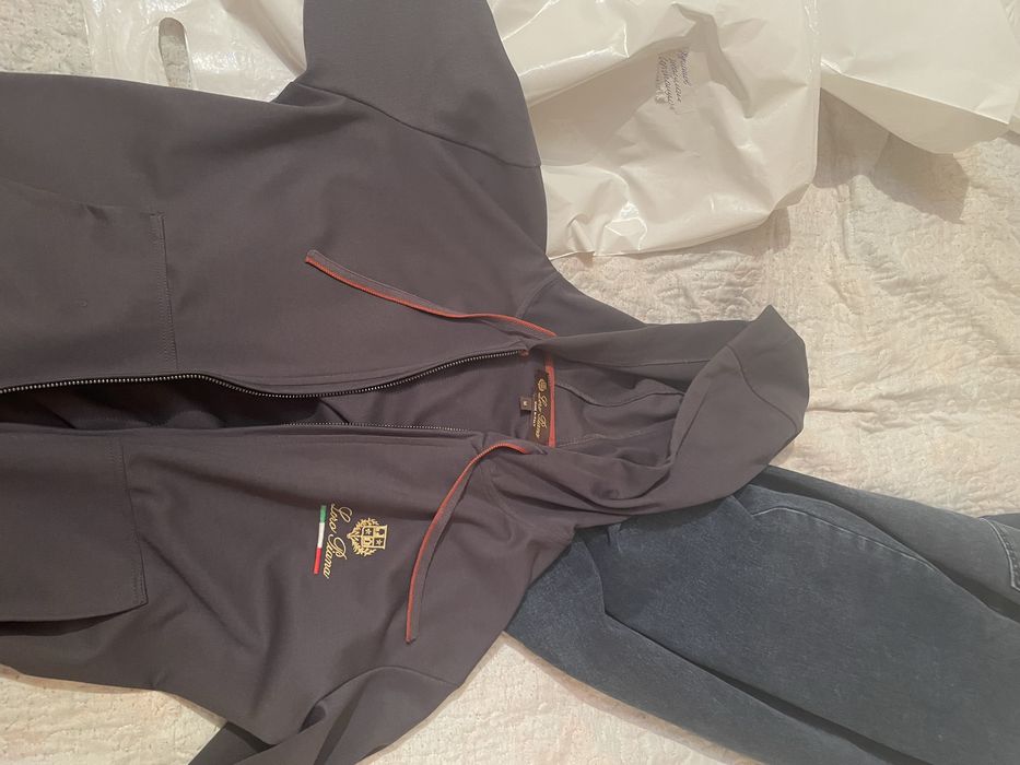 Брендовые вещи , толстовка