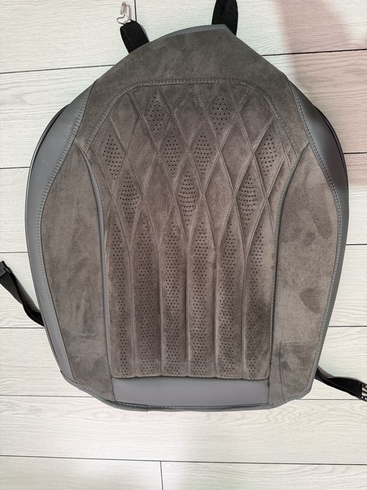 Чехол и полики Hyundai CN7