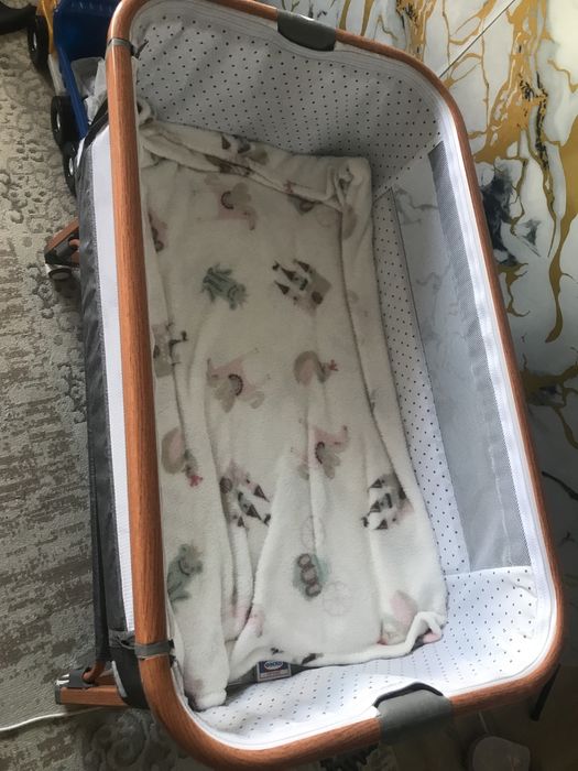 Продам кровать б/у