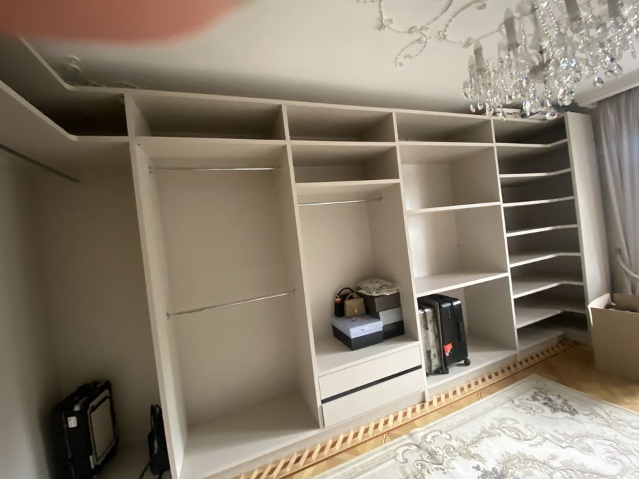 Продам гардеробную