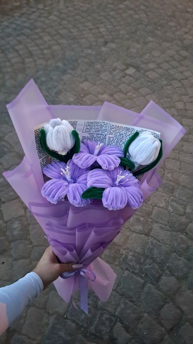Букети от вечни рози и цветя
