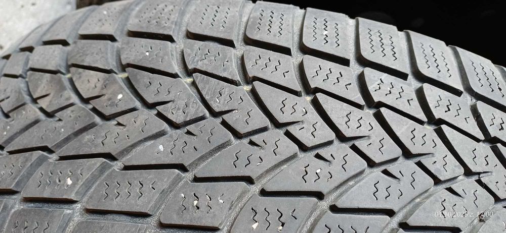 зимни гуми 195/65/15-4бр. с джанти 15x6JCHX45-4бр.
