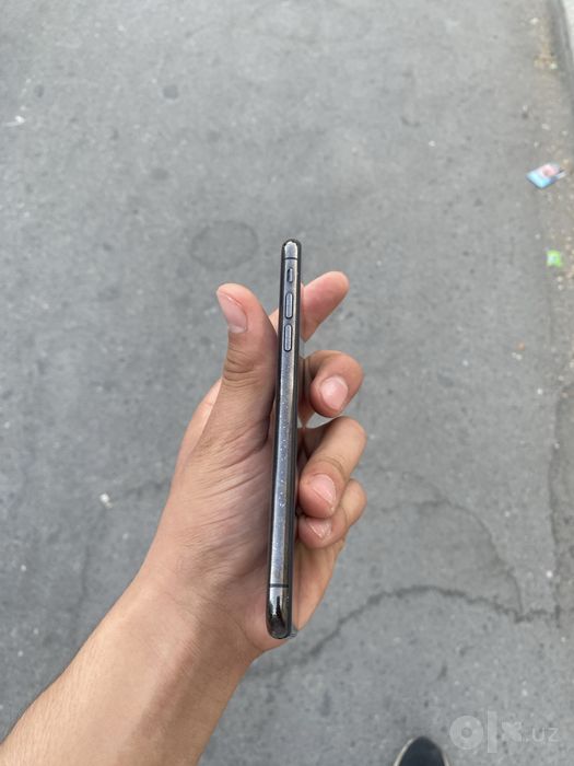 Iphone XS 64GB garantiya beriladi