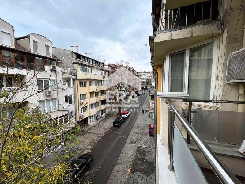 Дава се под наем Двустаен апартамент в Варна, Окръжна болница - 65 кв.м за 887.4 € - Снимка #4