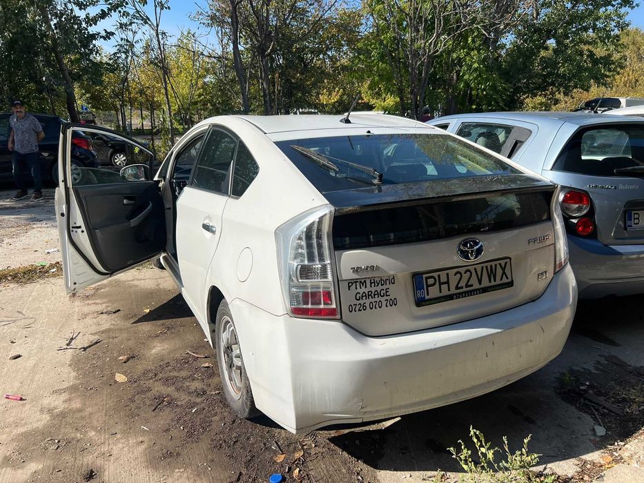 TOYOTA Prius 2011 — imagine 3