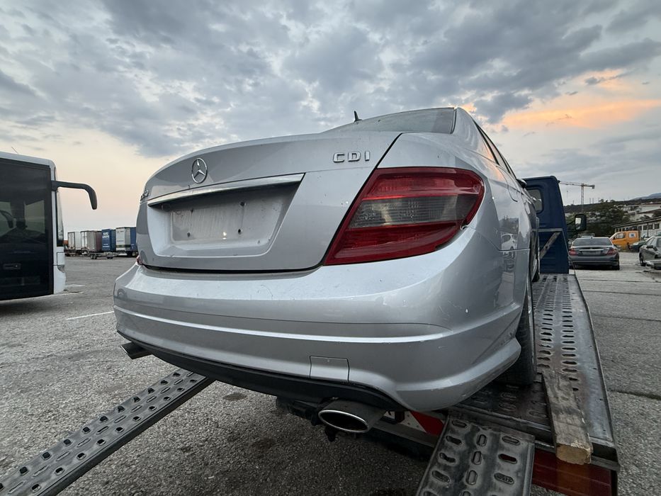 w204 Гърнета / Аспуси / Накрайници Mercedes C350 cdi