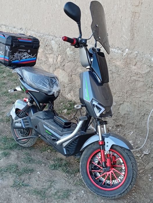 Demansh 2025 avtomat  toliq zaryad bn 55+ km