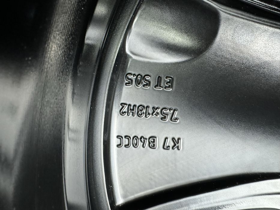 Jante originale Volvo XC 40 pe 18