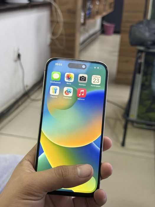 iphone 15 pro в хорошом состояний