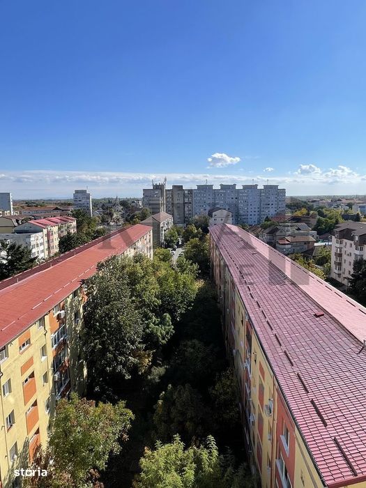 Apartament renovat 3 camere, 50 mp, etaj 9, lift, Sagului