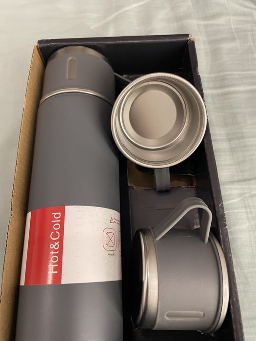 Set termos cu trei cesti