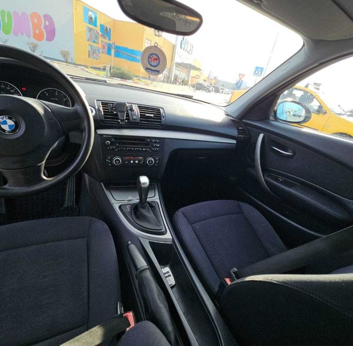 BMW 1 Series 2010 — imagine 4
