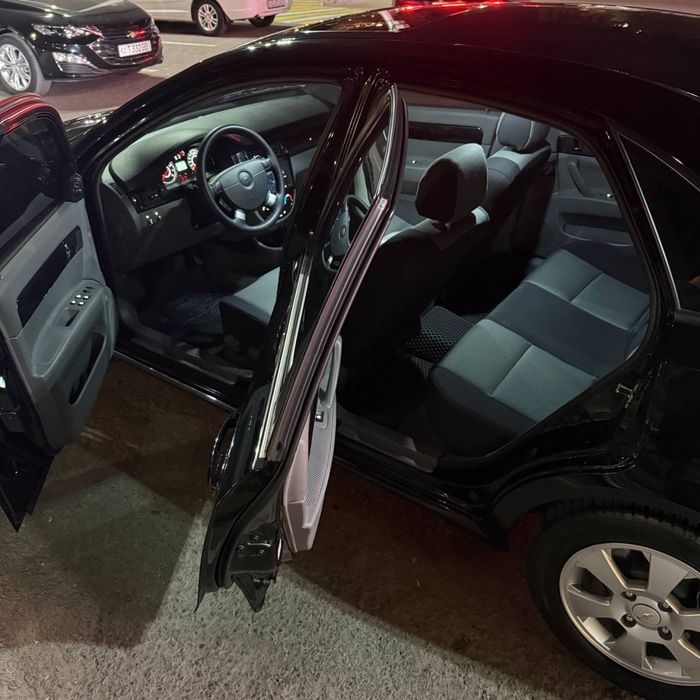 Срочно продается Gentra