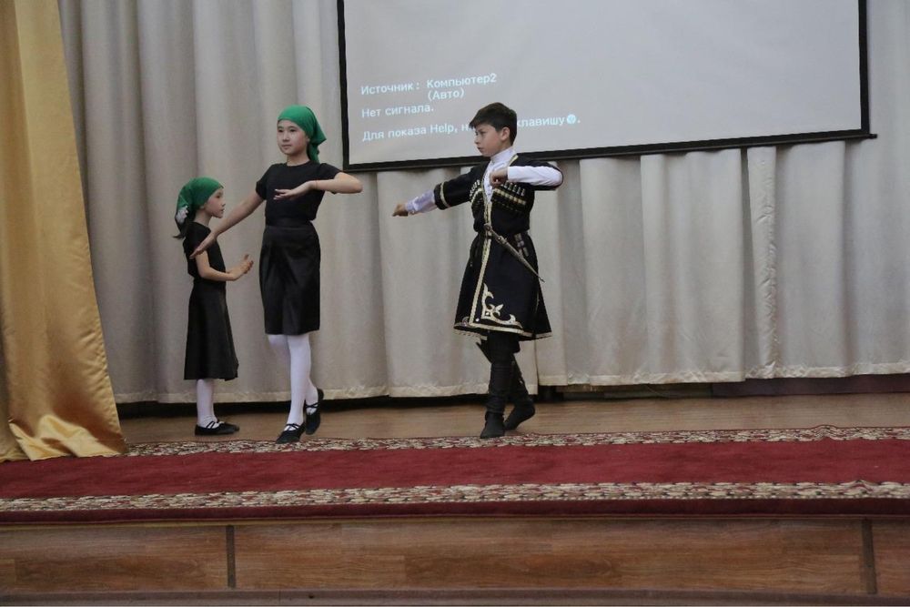 Форма для лезгинки(для девочек)