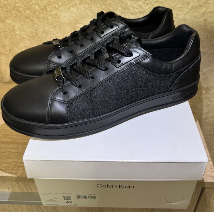 Обувки Calvin Klein 42 номер