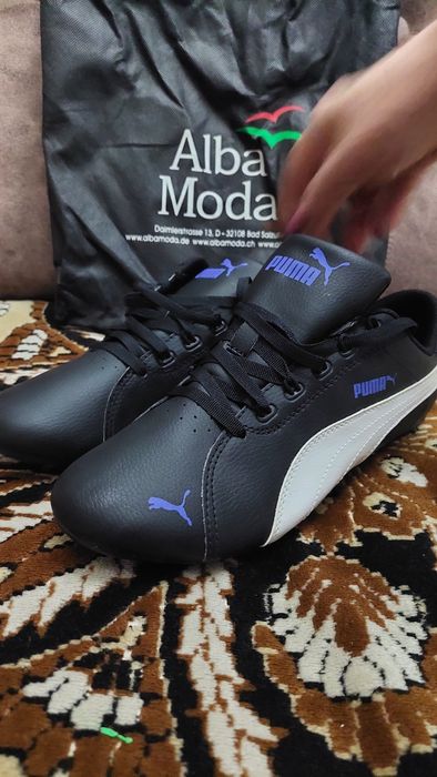 Продам кроссовки