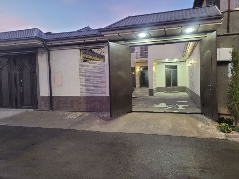 Продается коттедж на Юнусабадском районе