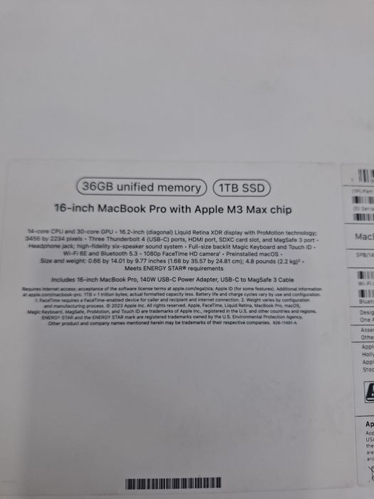 Macbook pro M3 max 36/1 tb full komplekt