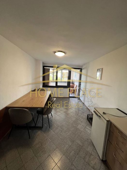 Дава се под наем Двустаен апартамент в к.к. Св.Св. Константин и Елена - 50 кв.м за 280.5 € - Снимка #1