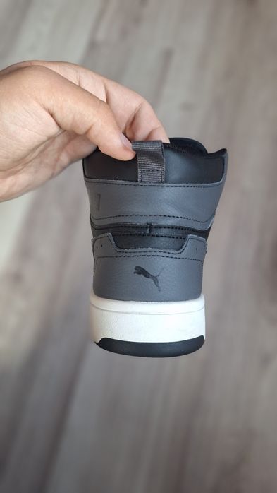 Adidasi PUMA originali marimea 38.5