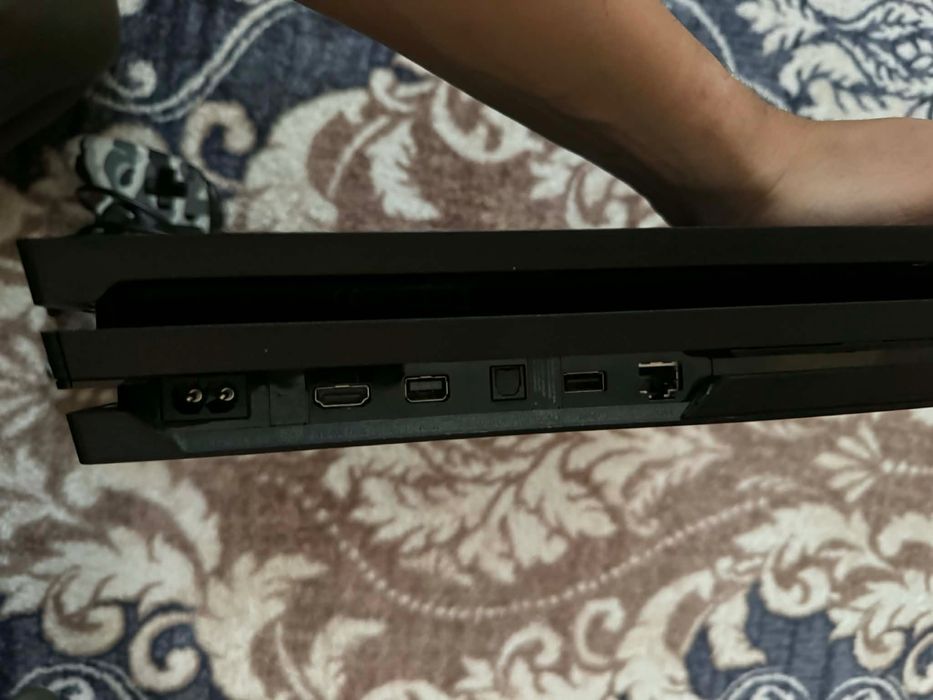 PS4 в много добро състояние