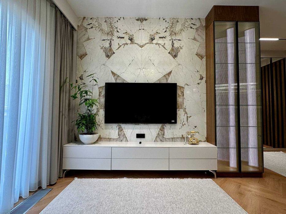 Golden House - Mirabad Avenue | Премиум ремонт 2/3/10
Площадь: 57 м²