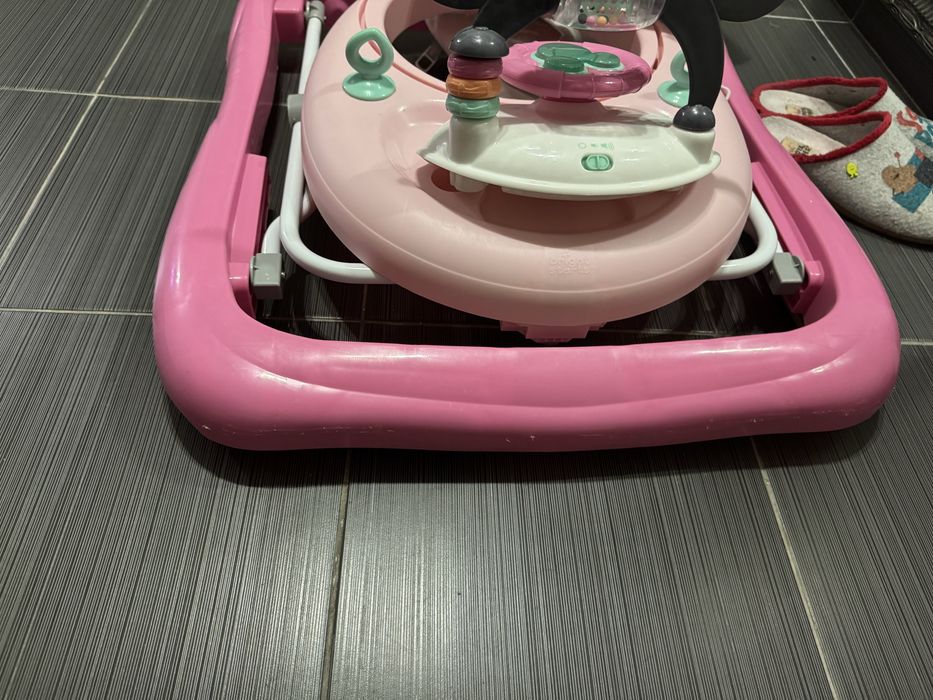 Музикална проходилка/ за момиче Disney Baby - Minnie Mouse, паяк