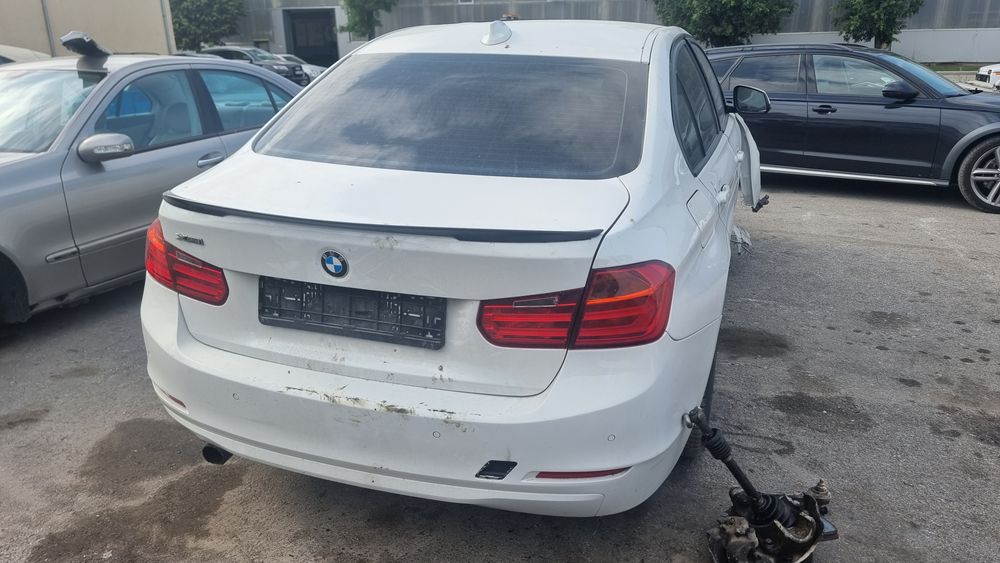 На части BMW 328i 320xi F30 biturbo 4х4 Ф30 БМВ  Xdrive Кожа Навигация