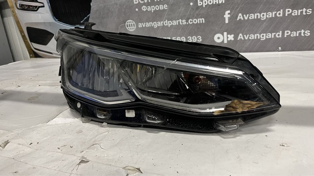 Ляв и десен фар VW Golf 8 2020-