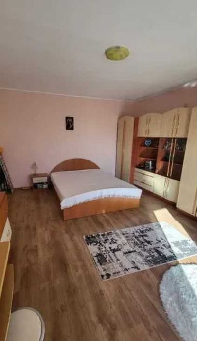 Дава се под наем Едностаен апартамент в Пловдив, Център - 25 кв.м за 132.6 € - Снимка #1