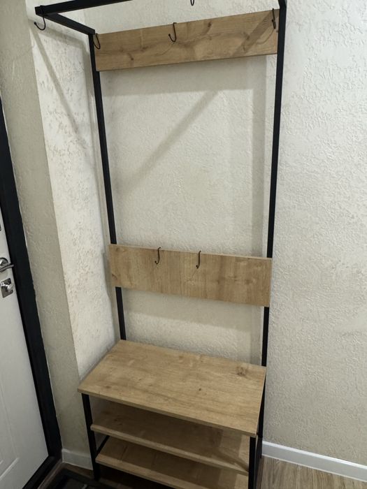 Вешалка для прихожей