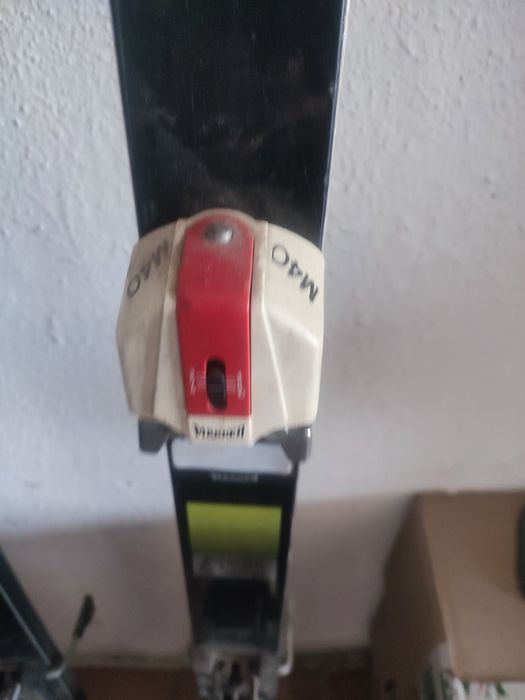 Зимни Ски Action