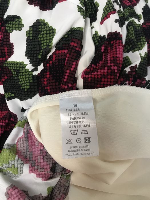 Rochie cu model floral