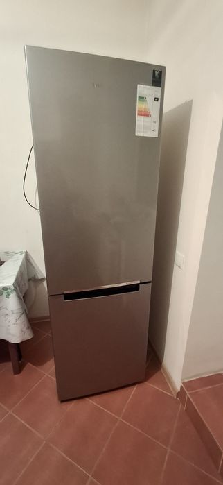Продам холодильник Samsung No Frost (в отличном состоянии)
