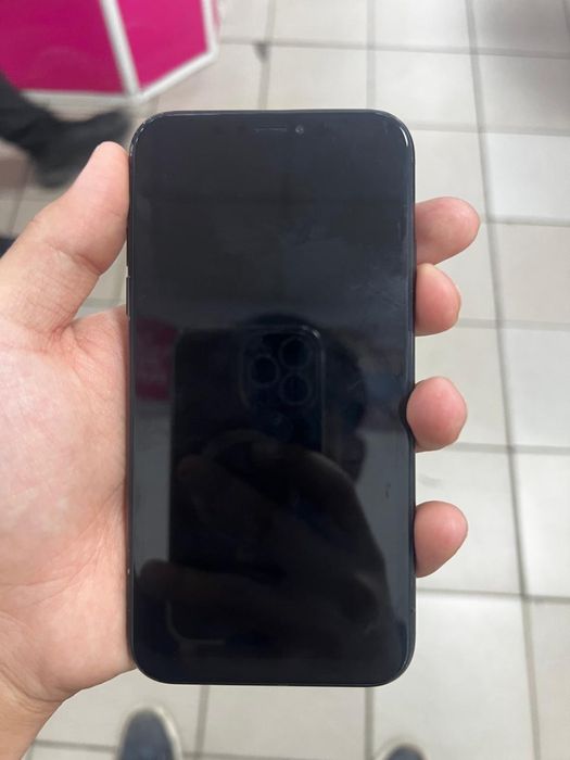 Айфон Xr  64 гб 78 емкость