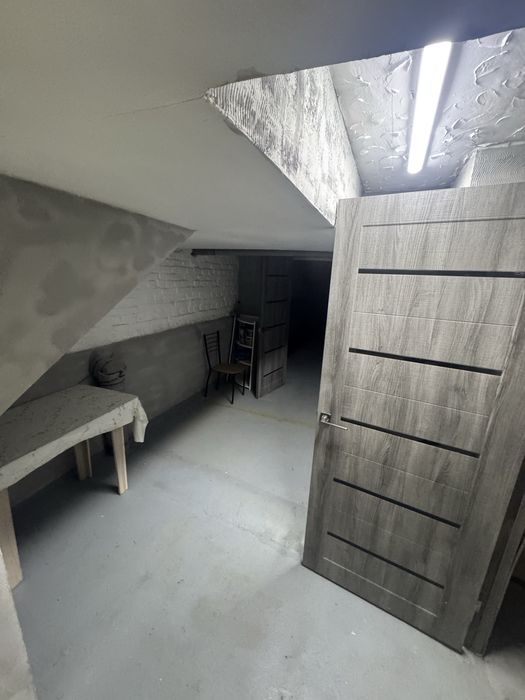 Сдам в аренду помещение 210 кв